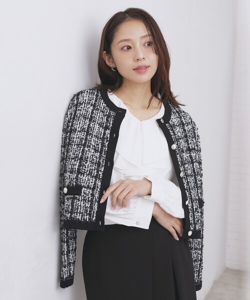 index（インデックス）の「ファンシーヤーントリミングカーディガン【洗濯機OK】（カーディガン/ボレロ・レディース・ブラック系3/ホワイト系6/ベージュ系その他7・42/40/38/36）」の3枚目の写真