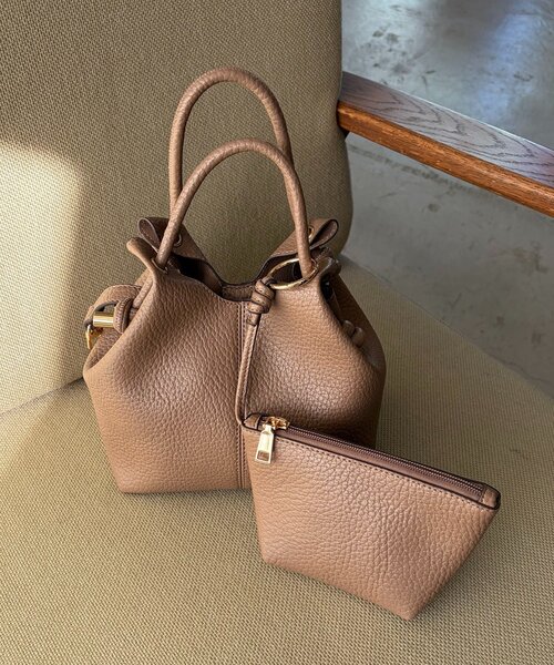 CAPRICIEUX LE'MAGE（カプリシューレマージュ）の「ノットハンドルバッグ（ショルダーバッグ・レディース・ブラウン/ブラック・FREE）」の12枚目の写真