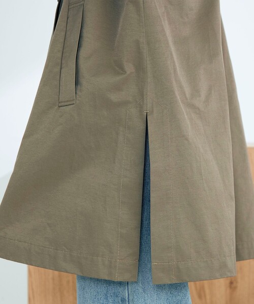 fredy emue（フレディエミュ）の「ミドル丈オーバートレンチコート（トレンチコート・レディース・ベージュ/カーキ・38）」の17枚目の写真