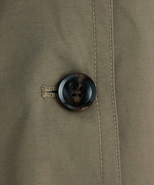 fredy emue（フレディエミュ）の「ミドル丈オーバートレンチコート（トレンチコート・レディース・ベージュ/カーキ・38）」の18枚目の写真