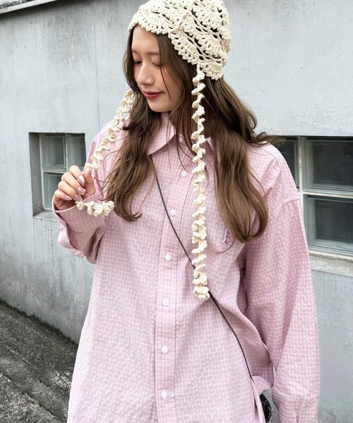 DOUBLE NAME(ダブルネーム)の「【m:rex】ミニ恐竜ワッペンウィンドウペンチェックシャツ(シャツ/ブラウス・レディース・ピンク/ホワイト/ブルー・FREE)」の13枚目の写真