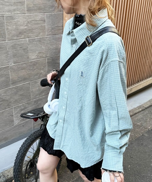 DOUBLE NAME(ダブルネーム)の「【m:rex】ミニ恐竜ワッペンウィンドウペンチェックシャツ(シャツ/ブラウス・レディース・ピンク/ホワイト/ブルー・FREE)」の7枚目の写真