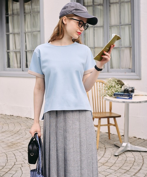BONLECILL(ボンルシール)の「【速乾/マシンウォッシャブル】Wフェイス配色ターンバックT(Tシャツ/カットソー・レディース・ベージュ/ダークグレー/キャメル/ピンク/杢グレー/グレー/ブルー・FREE)」の10枚目の写真