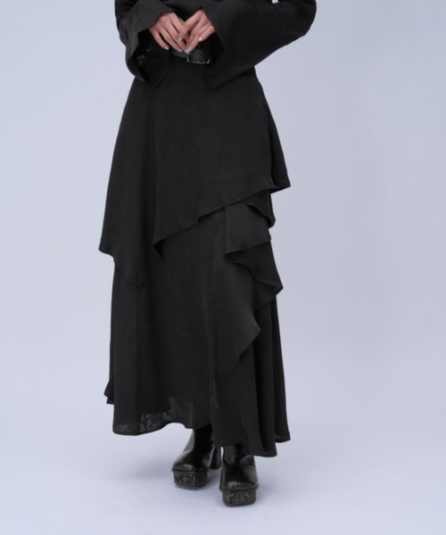 HARE（ハレ）の「ツヤジャガードティアードスカート(HARE)（スカート・レディース・ブルー/ブラック・FREE）」の9枚目の写真