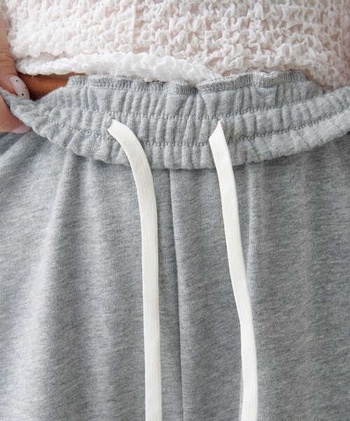 Kastane（カスタネ）の「【2026SSカタログ/2サイズ展開/低身長サイズ】カットアウトスウェットパンツ（スウェットパンツ・レディース・ピンク/グレー・1/0）」の5枚目の写真