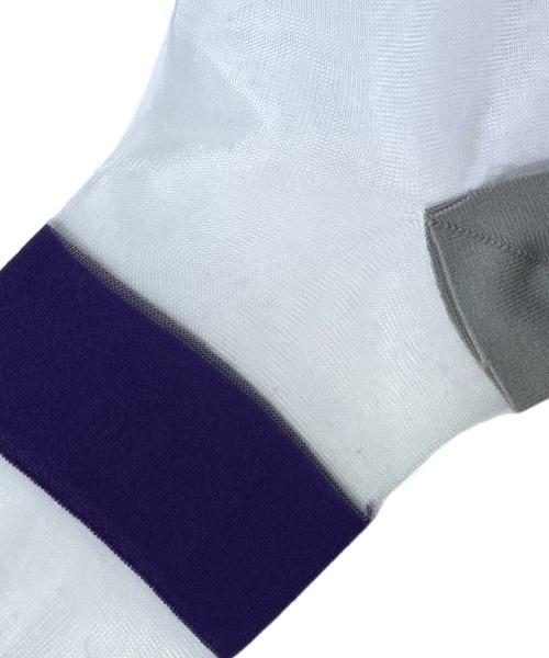 FAKUI（ファクイ）の「ASYMMETRIC LINE SEE-THROUGH SOCKS / アシンメトリーラインシースルーソックス（ソックス/靴下・レディース・ブラック×ブラック/ブラック×ブルー/グレー系その他・22.0～24.0cm）」の12枚目の写真