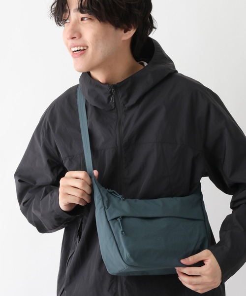 GLOBAL WORK（グローバルワーク）の「撥水ライト5ポケットショルダー/646382（ショルダーバッグ・メンズ・ブラック/アイボリー/ブルー/チャコールグレー/グリーン/ライトグレー・FREE）」の6枚目の写真