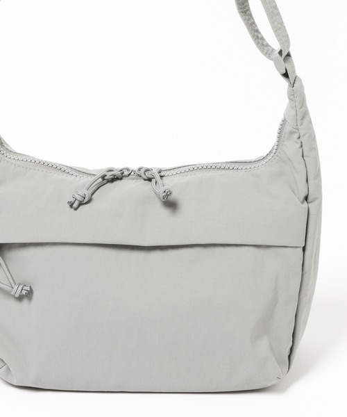 GLOBAL WORK（グローバルワーク）の「撥水ライト5ポケットショルダー/646382（ショルダーバッグ・メンズ・ブラック/アイボリー/ブルー/チャコールグレー/グリーン/ライトグレー・FREE）」の16枚目の写真