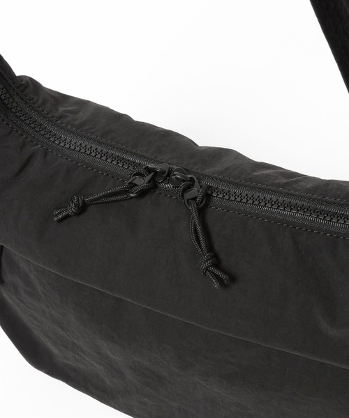 GLOBAL WORK（グローバルワーク）の「撥水ライト5ポケットショルダー/646382（ショルダーバッグ・メンズ・ブラック/アイボリー/ブルー/チャコールグレー/グリーン/ライトグレー・FREE）」の22枚目の写真