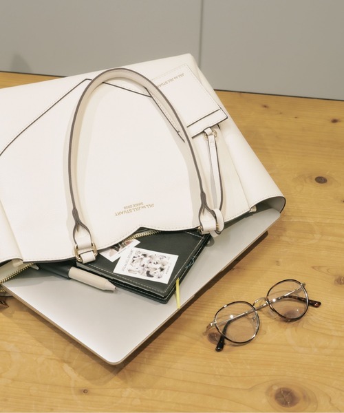 JILL by JILL STUART（ジルバイジルスチュアート）の「【再入荷】ハートカッティングA4トートバッグ（トートバッグ・レディース・ホワイト/ベージュ/ブラック・FREE）」の10枚目の写真