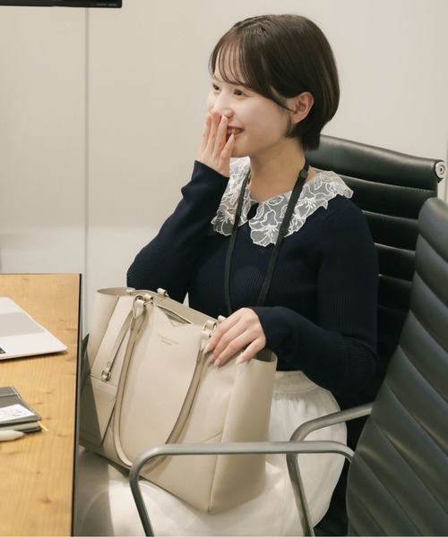 JILL by JILL STUART（ジルバイジルスチュアート）の「【再入荷】ハートカッティングA4トートバッグ（トートバッグ・レディース・ホワイト/ベージュ/ブラック・FREE）」の9枚目の写真