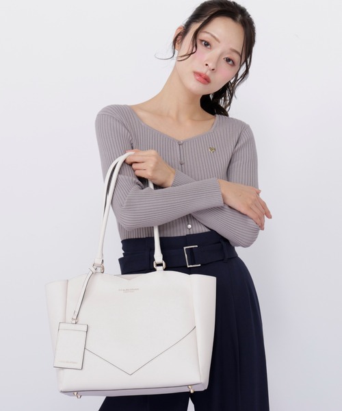 JILL by JILL STUART（ジルバイジルスチュアート）の「【再入荷】ハートカッティングA4トートバッグ（トートバッグ・レディース・ホワイト/ベージュ/ブラック・FREE）」の13枚目の写真