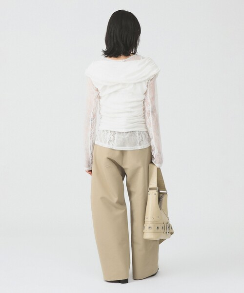 Ray BEAMS（レイビームス）の「ギャザー ドレープ Tシャツ（Tシャツ/カットソー・レディース・ブラック/ホワイト・ONE SIZE）」の5枚目の写真