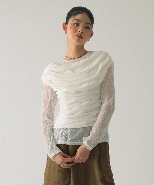 Ray BEAMS（レイビームス）の「ギャザー ドレープ Tシャツ（Tシャツ/カットソー・レディース・ブラック/ホワイト・ONE SIZE）」の13枚目の写真