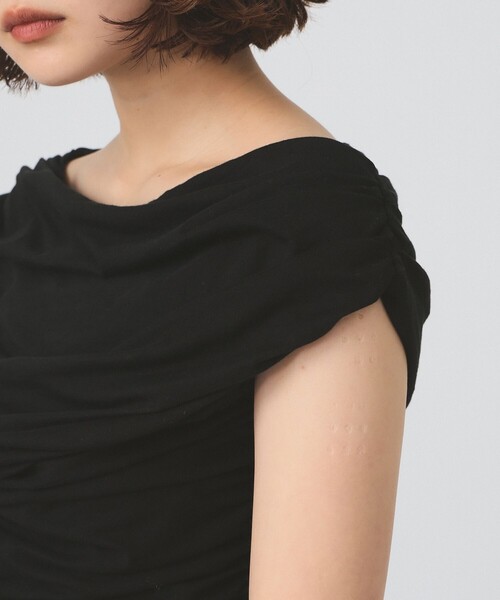 Ray BEAMS（レイビームス）の「ギャザー ドレープ Tシャツ（Tシャツ/カットソー・レディース・ブラック/ホワイト・ONE SIZE）」の22枚目の写真