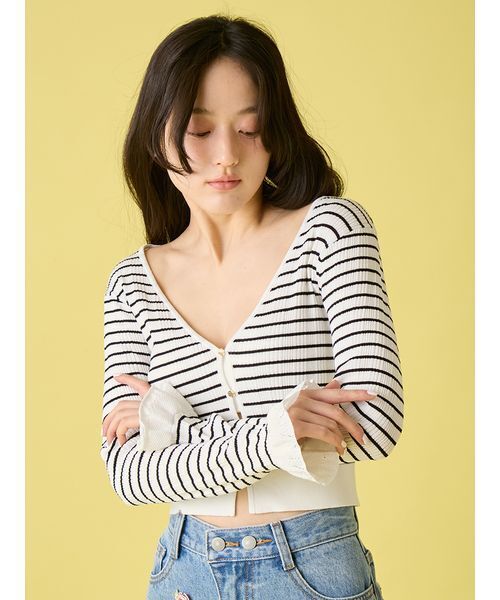 LILY BROWN(リリーブラウン)の「ウォッシャブルVネックニットカーディガン(カーディガン/ボレロ・レディース・ブラック/ピンクベージュ/その他・F)」の12枚目の写真