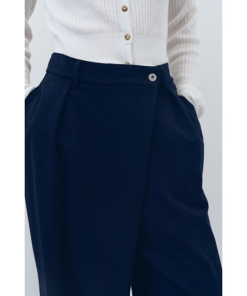 Muel Chic(ミュエルシック)の「Nove sweat denim pants ノーヴェスウェットデニムパンツ(デニムパンツ・レディース・ブルー/ブラック/インディゴブルー・SMALL/MEDIUM)」の13枚目の写真