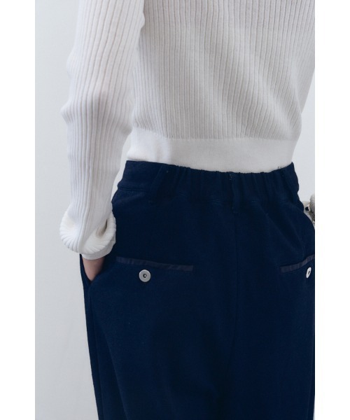 Muel Chic(ミュエルシック)の「Nove sweat denim pants ノーヴェスウェットデニムパンツ(デニムパンツ・レディース・ブルー/ブラック/インディゴブルー・SMALL/MEDIUM)」の16枚目の写真