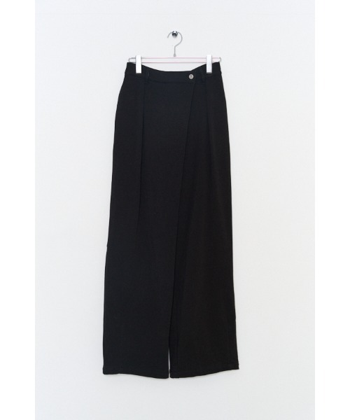 Muel Chic(ミュエルシック)の「Nove sweat denim pants ノーヴェスウェットデニムパンツ(デニムパンツ・レディース・ブルー/ブラック/インディゴブルー・SMALL/MEDIUM)」の6枚目の写真