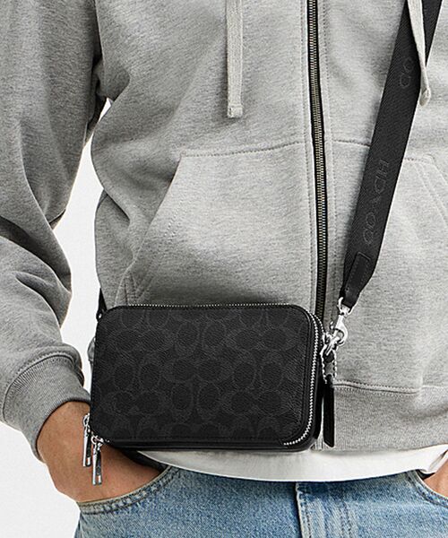 幸*様 COACH ボディバッグ ブラック ロゴパターン 幸*様 COACH ボディバッグ ブラック ロゴパターン 【公式通販】