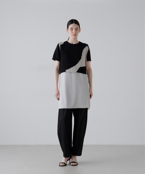 ADORE(アドーア)の「◆ハイブリッドデニムパンツ(デニムパンツ・レディース・ブラック/ベージュ・38/36)」の3枚目の写真