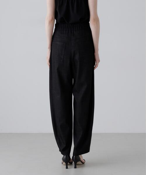 ADORE(アドーア)の「◆ハイブリッドデニムパンツ(デニムパンツ・レディース・ブラック/ベージュ・38/36)」の6枚目の写真