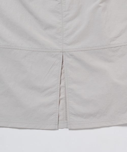Gramicci(グラミチ)の「NYLON UTILITY SKIRT|ナイロンユーティリティスカート(スカート・レディース・オリーブ/ネイビー系/ブラック/キナリ・M/L/S)」の21枚目の写真