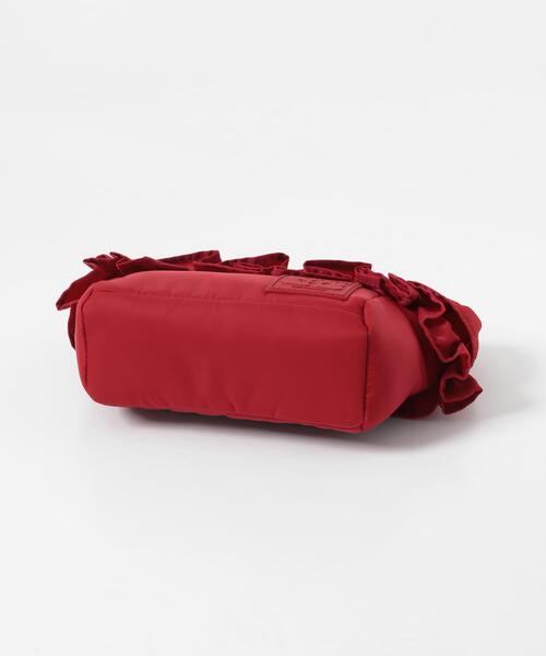 GANNI(ガニー)の「GANNI MINI SHOPPER RUFFLE(クラッチバッグ・レディース・レッド・-)」の5枚目の写真