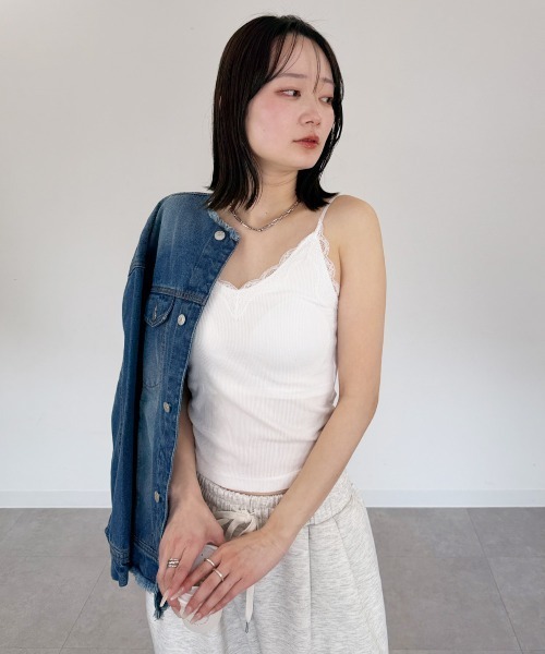 mellomela.(メロメラ)の「Vネック レース カップ付きキャミソール(キャミソール・レディース・ブラック/グレー/クリーム/ホワイト・FREE)」の6枚目の写真