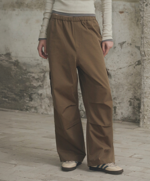 LEATHERY（レザリー）の「パラシュートワイドカーゴパンツ [COTTON BROWN]（スウェットパンツ・レディース・その他・S/M/L）」の3枚目の写真