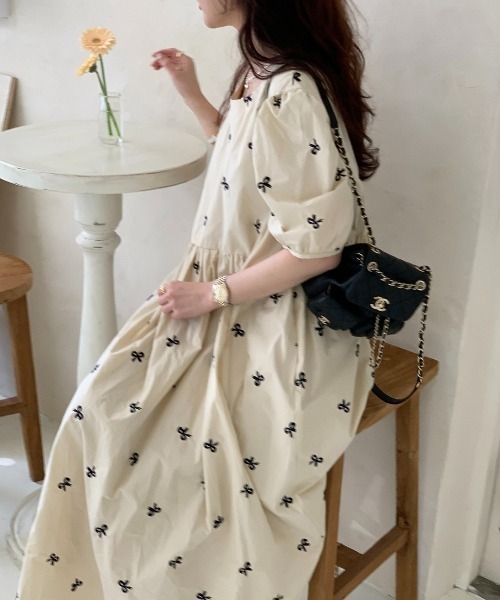 FREE STYLISTS(フリー スタイリスト)の「YUGA_YGMC Korean style ribbon embroidered French sleeve dress(ワンピース・レディース・ホワイト/ベージュ・FREE)」の11枚目の写真
