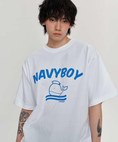 PAPERBOY(ペーパーボーイ)の「ネイビーボーイ 半袖Tシャツ-ホワイト(Tシャツ/カットソー・レディース・その他・SMALL/MEDIUM/LARGE/X-LARGE)」の2枚目の写真