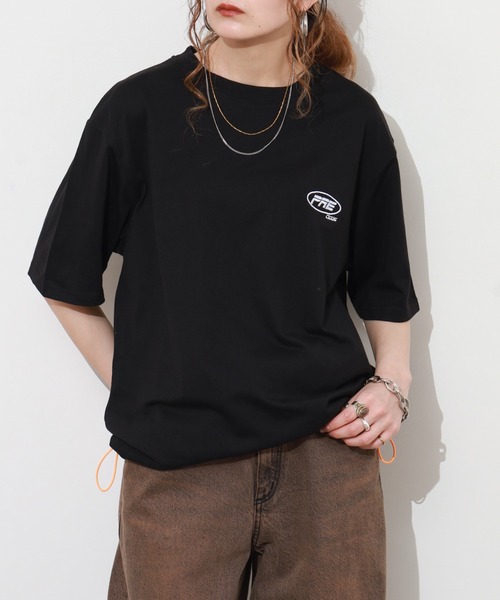 FUNALIVE(ファンアライブ)の「ワンポイント/サガラ/シルキーエアー 刺繍 ロゴ プリント 半袖 Tシャツ(Tシャツ/カットソー・メンズ・レディッシュグレー/ホワイト系3/ネイビー系2/ブラック系2/ダークグリーン/ブラック系3/ネイビー系1/ブラウン/ブラック系1/ホワイト系2/ホワイト系1/ダークグリーン系/ネイビー系3/ホワイト系7/パープル系1/ネイビー系4/ホワイト系8/パープル系2/ネイビー系5/ダークグリーン系1/ホワイト系5/ブラック系5/ブラック系6/ブラック系7/ブラウン系1/グレー系2/グレー系3/グレー系4/ブラウン系/ブラウン系2/ブラック/ダークグリーン系2/ホワイト系4/ダークグリーン系3/ブラウン系3/ホワイト系6/ブラック系/ブラック系4/ブラウン系5/グレー系1/ブラック系8/ブラウン系4/ブラック系9・LL/L/M)」の12枚目の写真