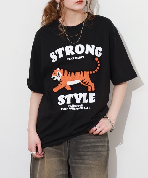 FUNALIVE(ファンアライブ)の「ワンポイント/サガラ/シルキーエアー 刺繍 ロゴ プリント 半袖 Tシャツ(Tシャツ/カットソー・メンズ・レディッシュグレー/ホワイト系3/ネイビー系2/ブラック系2/ダークグリーン/ブラック系3/ネイビー系1/ブラウン/ブラック系1/ホワイト系2/ホワイト系1/ダークグリーン系/ネイビー系3/ホワイト系7/パープル系1/ネイビー系4/ホワイト系8/パープル系2/ネイビー系5/ダークグリーン系1/ホワイト系5/ブラック系5/ブラック系6/ブラック系7/ブラウン系1/グレー系2/グレー系3/グレー系4/ブラウン系/ブラウン系2/ブラック/ダークグリーン系2/ホワイト系4/ダークグリーン系3/ブラウン系3/ホワイト系6/ブラック系/ブラック系4/ブラウン系5/グレー系1/ブラック系8/ブラウン系4/ブラック系9・LL/L/M)」の13枚目の写真