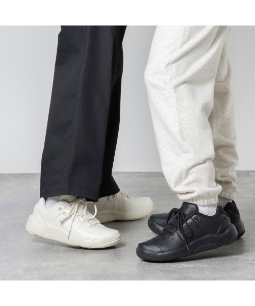 Reebok（リーボック）の「DMX コンフォート + クラシック / DMX COMFORT + CLASSIC（スニーカー・メンズ・アイボリー/ブラック/ブラウン/ホワイト×ブルー・22.5cm/23.0cm/23.5cm/24.5cm/24.0cm/25.0cm/25.5cm/26.0cm/26.5cm/27.0cm/27.5cm/28.0cm/28.5cm/29.0cm/30.0cm/31cm）」の17枚目の写真