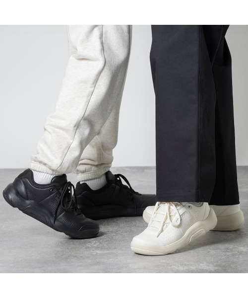 Reebok（リーボック）の「DMX コンフォート + クラシック / DMX COMFORT + CLASSIC（スニーカー・メンズ・アイボリー/ブラック/ブラウン/ホワイト×ブルー・22.5cm/23.0cm/23.5cm/24.5cm/24.0cm/25.0cm/25.5cm/26.0cm/26.5cm/27.0cm/27.5cm/28.0cm/28.5cm/29.0cm/30.0cm/31cm）」の19枚目の写真