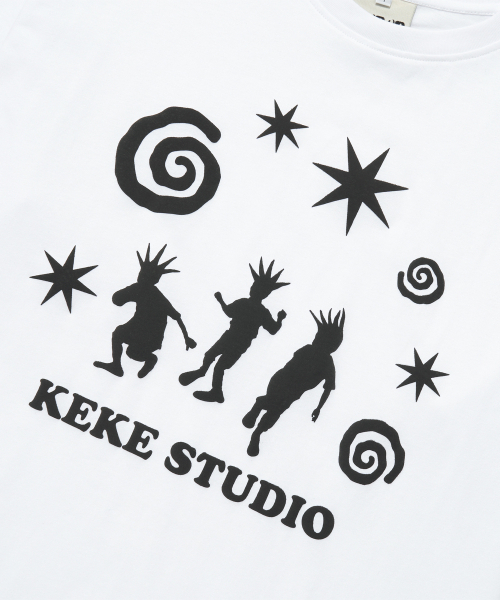 KKEEE（ケーケーイーイー）の「ダンスパーティーオーバーサイズ半袖Tシャツ(2カラー)（Tシャツ/カットソー・レディース・ホワイト/ブラック・LARGE/X-LARGE）」の5枚目の写真
