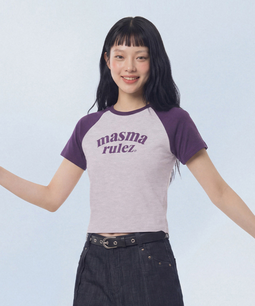 MASMARULEZ APPAREL(マスマルールズ アパレル)の「Arch Logo Raglan T-Shirt_3 Colors(Tシャツ/カットソー・レディース・ブラック/レッド/パープル・ONE SIZE)」の6枚目の写真