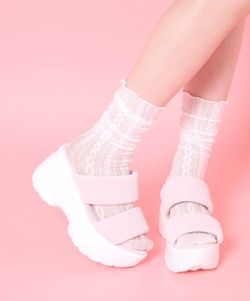 cs T&P(シーエスティーアンドピー)の「厚底ぷくぷくサンダル(サンダル・レディース・ブルー/ブラック/アイボリー/ピンク系・S/LL/L/M)」の4枚目の写真