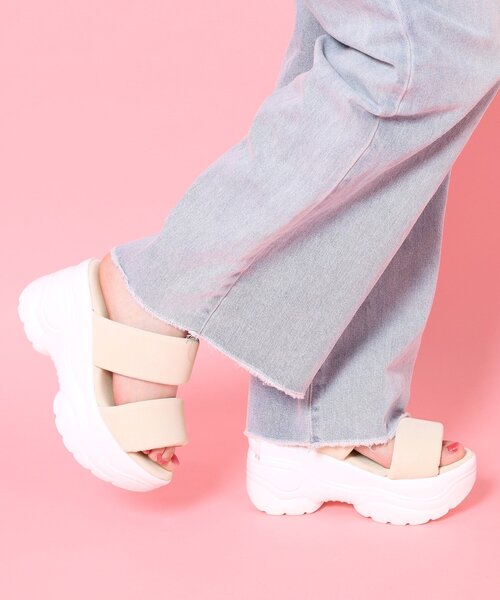 cs T&P(シーエスティーアンドピー)の「厚底ぷくぷくサンダル(サンダル・レディース・ブルー/ブラック/アイボリー/ピンク系・S/LL/L/M)」の12枚目の写真