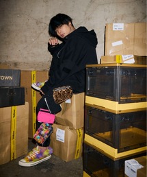 Yellow by TAKAHISA MASUDA（イエロー バイ タカヒサ マスダ）の「【Yellow by TAKAHISA MASUDA】HOOK & LOOP - POCKET BAG S（ポーチ）」