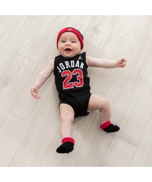 JORDAN 新生児3点セット（ロンパース）｜トイザらス・ベビーザらス