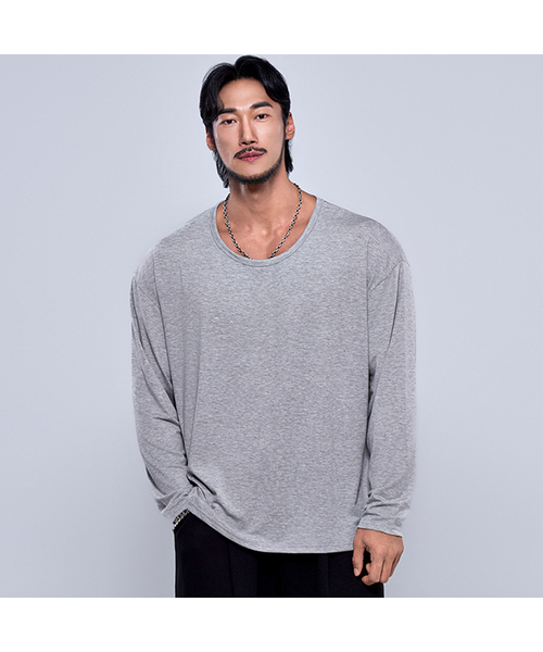 PHYSICAL GARMENTS（フィジカルガーメンツ）の「P2582 Uネック オーバーサイズ 長袖Tシャツ [4COLOR]（Tシャツ/カットソー・メンズ・グレー/ブラック/カーキ/ホワイト・1/2/3）」の3枚目の写真