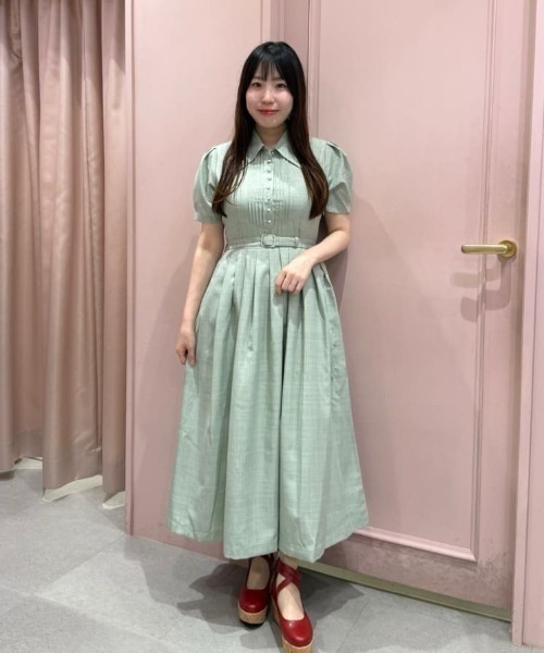 an another angelus(アンアナザーアンジェラス)の「アーチドカラーピンタックヨークワンピース/fint フィント(ワンピース・レディース・ライトブルー/ピンク/ライトグリーン・FREE)」の4枚目の写真