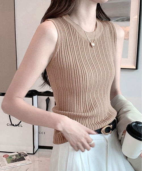 kirakiraShop(キラキラショップ)の「シンプル ノースリーブ リブ ニット トップス(タンクトップ・レディース・オリーブ/ホワイト/モカ/アイボリー/ブラック・FREE)」の13枚目の写真