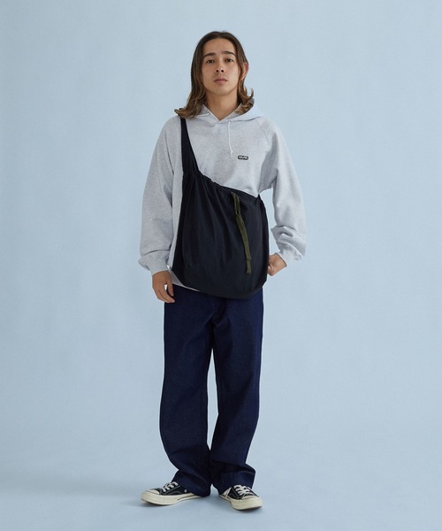 SILAS(サイラス)の「RAGLAN HOODED SWEATSHIRT(パーカー・メンズ・マスタード/ブラック/アッシュ・XL/L/M)」の14枚目の写真