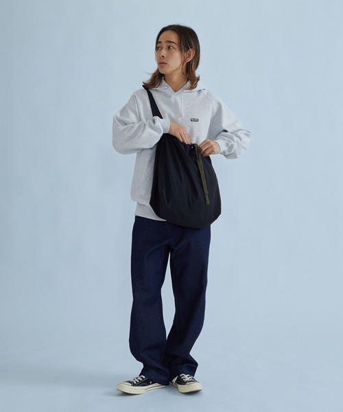 SILAS(サイラス)の「RAGLAN HOODED SWEATSHIRT(パーカー・メンズ・マスタード/ブラック/アッシュ・XL/L/M)」の16枚目の写真