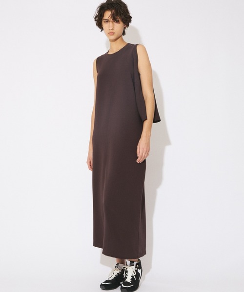 beautiful people(ビューティフルピープル)の「double-neck triacetate double cloth dress(ワンピース・レディース・ボルドー/ブラック・38)」の9枚目の写真