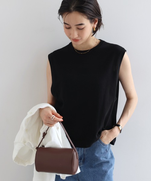 evernavy(エバーネイビー)の「コットンニットノースリーブトップス/ベスト(ニット/セーター・レディース・ブラウン/オフホワイト/ブラック・MT/M)」の9枚目の写真