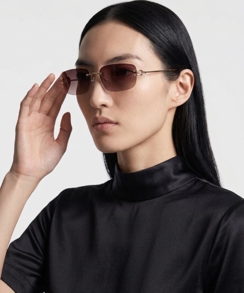 Chikashitsu +(チカシツプラス)の「【Chikashitsu +】rimless sunglasses 2 (3color) / 【チカシツプラス】リムレスカラーサングラス(サングラス・メンズ・ブラック×ゴールド/ブラック×シルバー/ブラウン・ONE SIZE)」の13枚目の写真